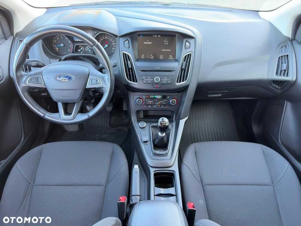 Ford Focus 1.5 EcoBoost Trend ASS - 33
