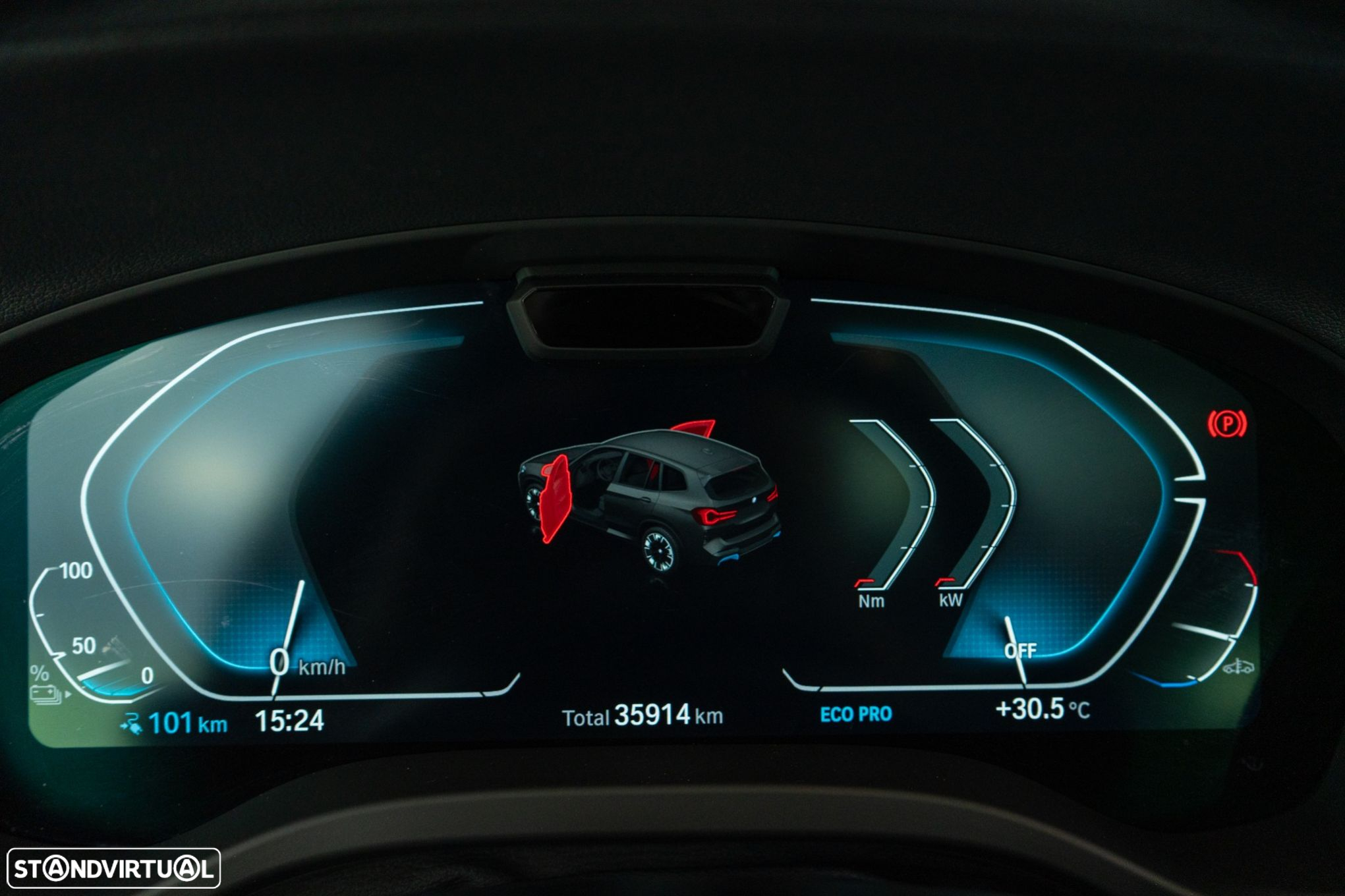 BMW iX3 M Sport Impressive - 16