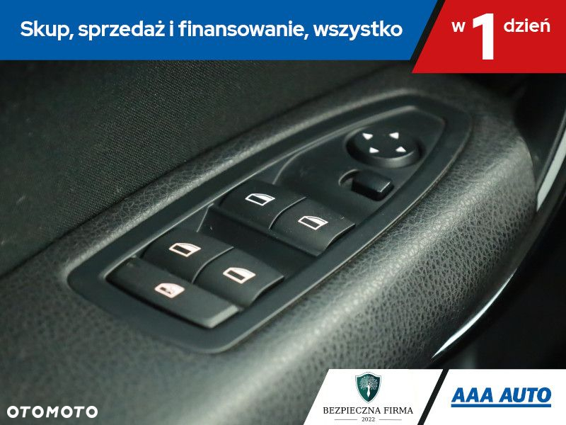 BMW Seria 1 - 17