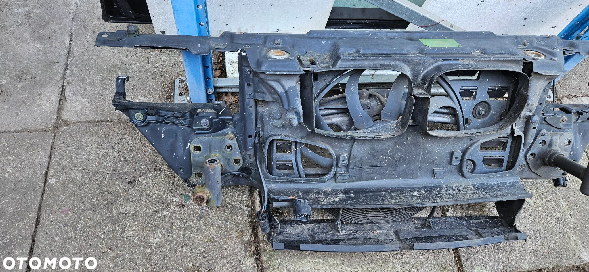 BMW 5 E39 Kanał powietrza przedni Osłona pasa Kierownica powietrza Pas przedni Wzmocnienie czołowe - 2