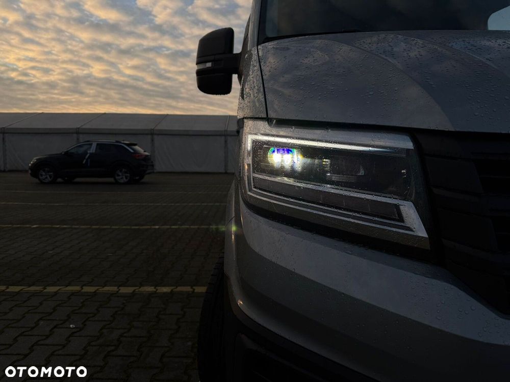 Volkswagen Crafter 35 2.0 TDI L3H3 177 KM AUTOMAT - 26