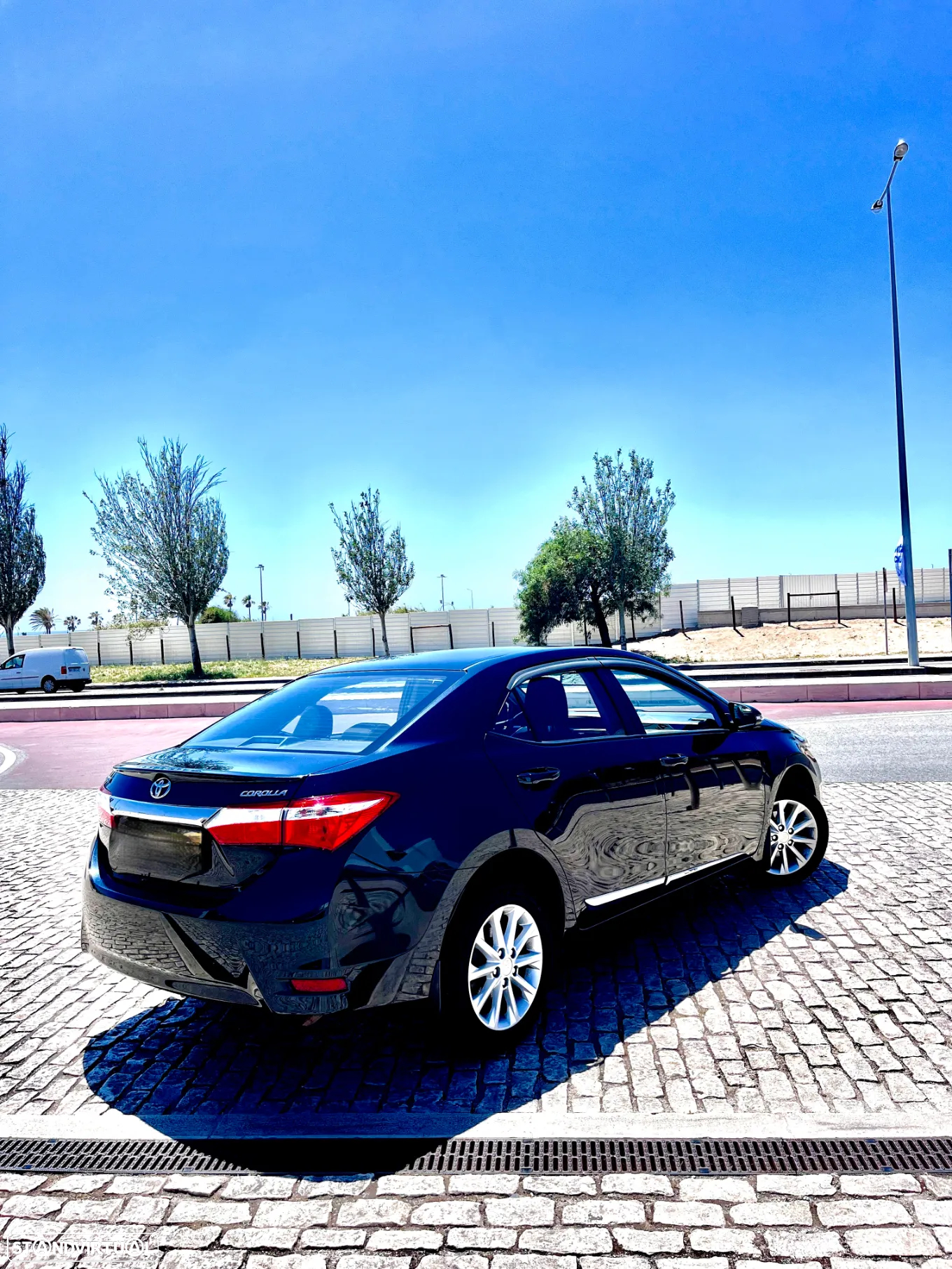 Toyota Corolla - 4