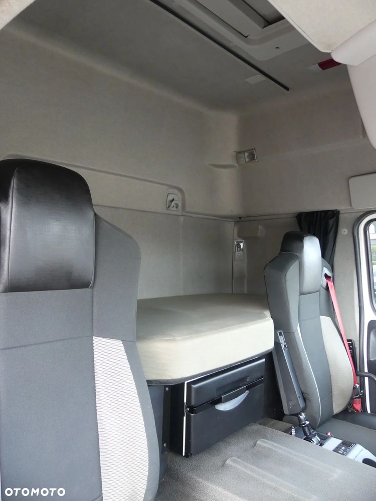 Renault D18 320KM  / FIRANKA 9.30m / EURO 6 / 23 EUROPALETY / - 28