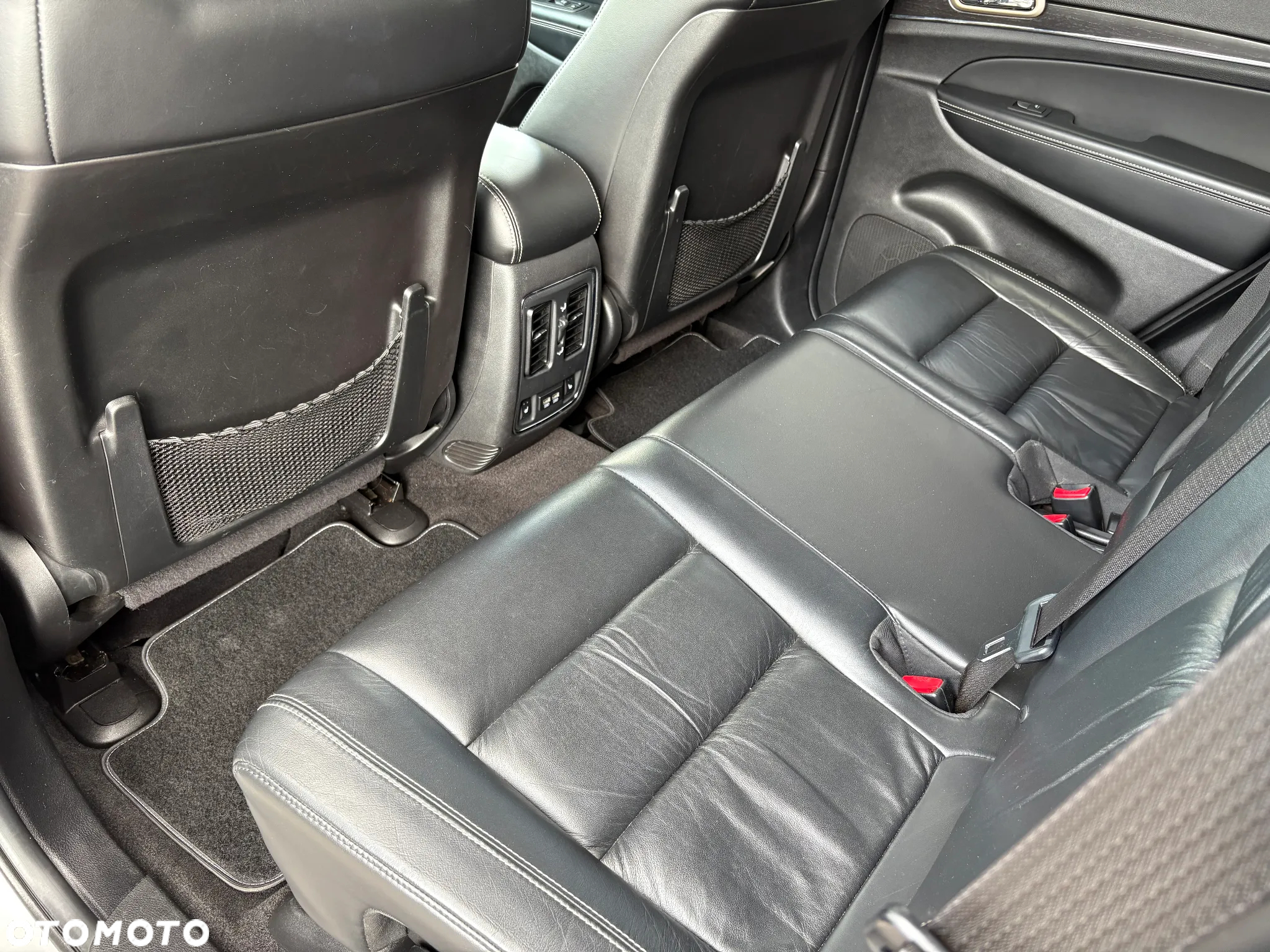 Jeep Grand Cherokee 3.0 CRD Limited - 29