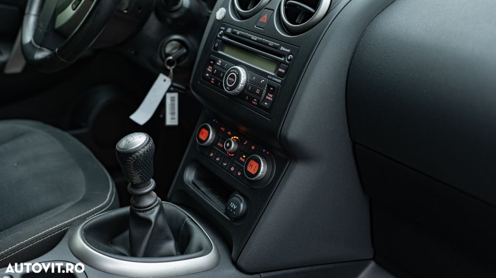 Nissan Qashqai 2.0 DCI DPF tekna - 6