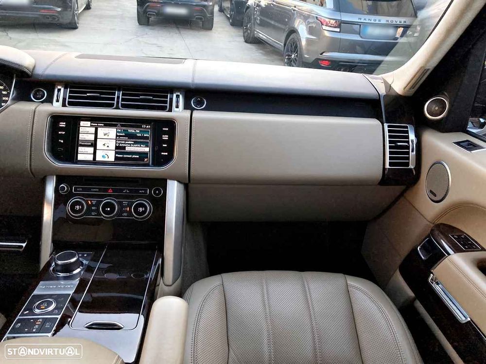 Land Rover Range Rover 4.4 SDV8 Autobiography - 11