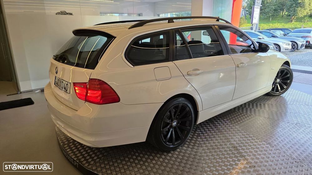 BMW 318 d Sport - 21