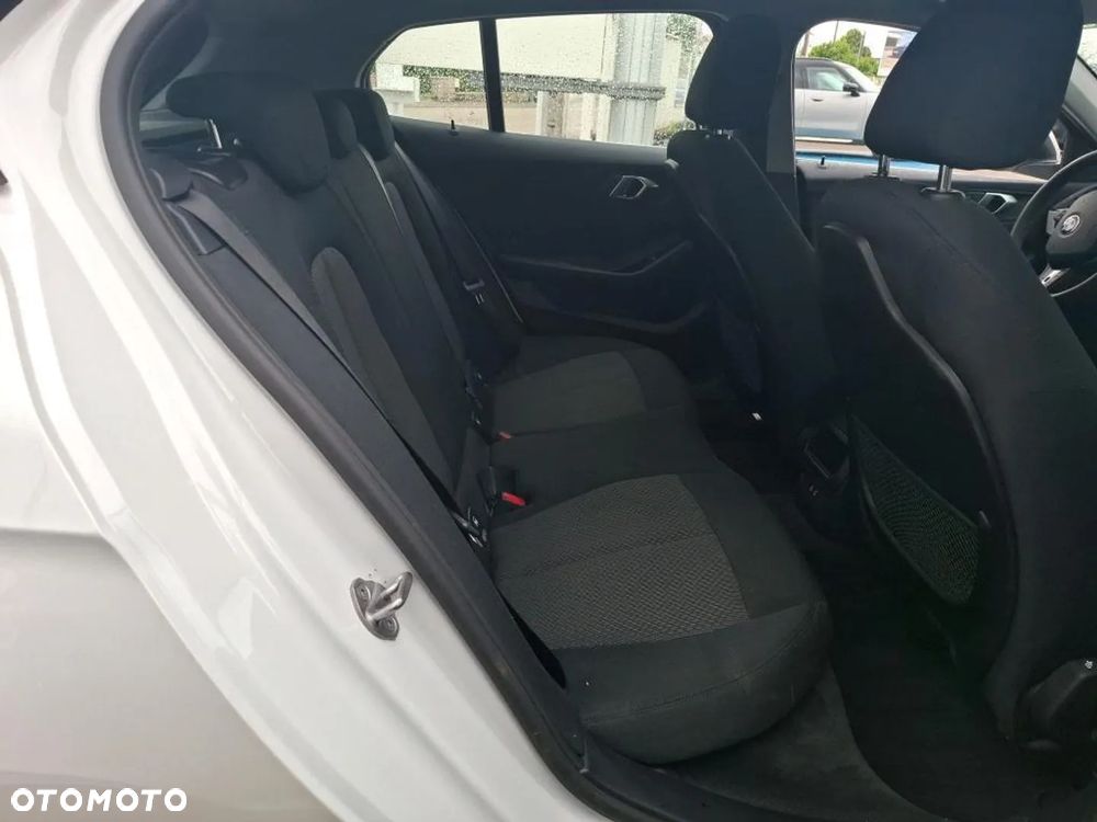 BMW Seria 1 118d Business Edition - 3