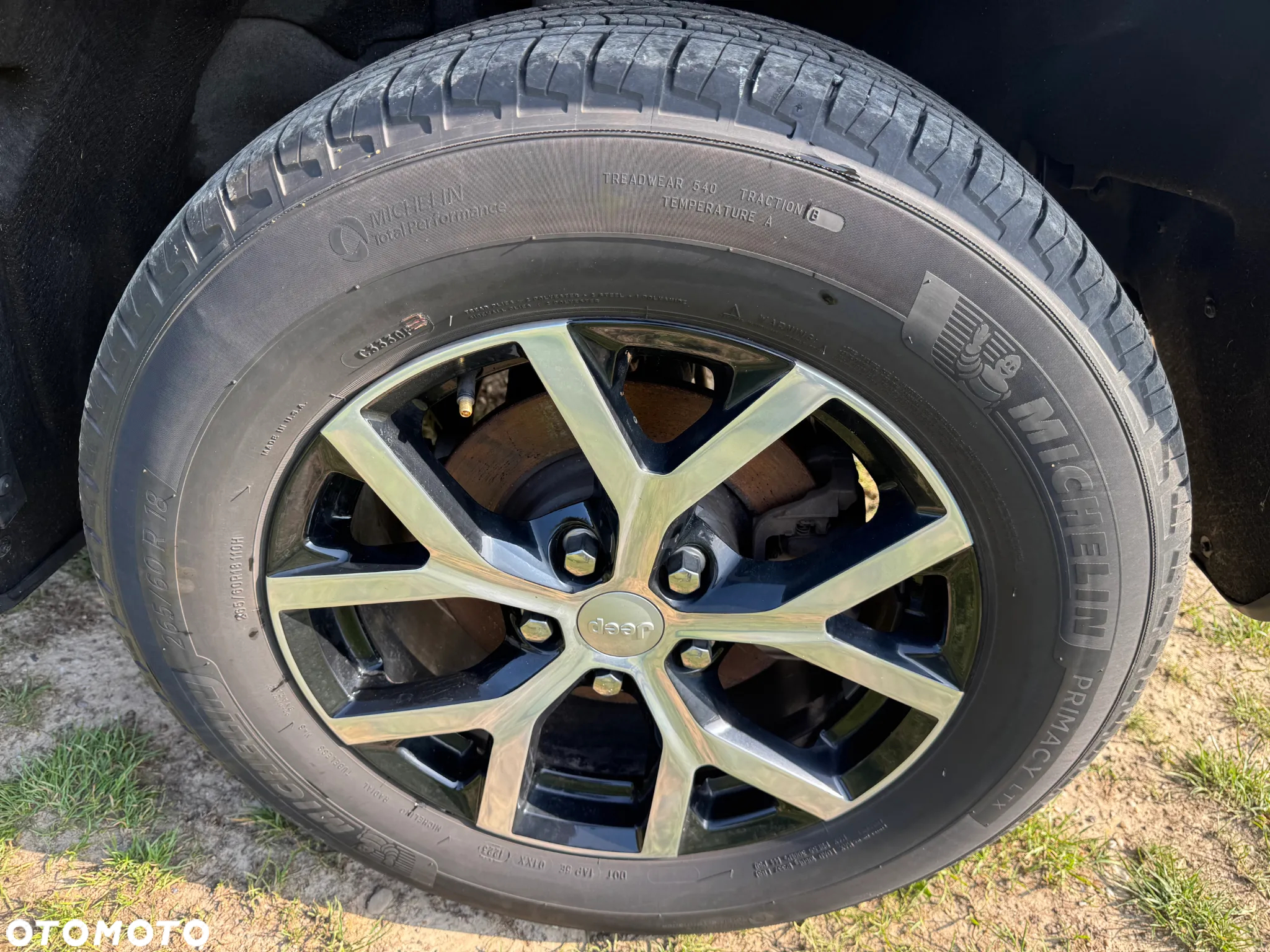 Jeep Grand Cherokee - 25