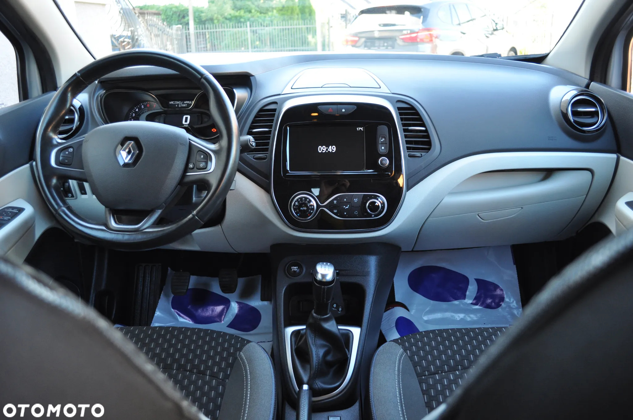 Renault Captur (ENERGY) TCe 90 INTENS - 17