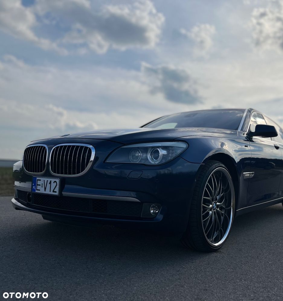 BMW Seria 7 760Li - 24
