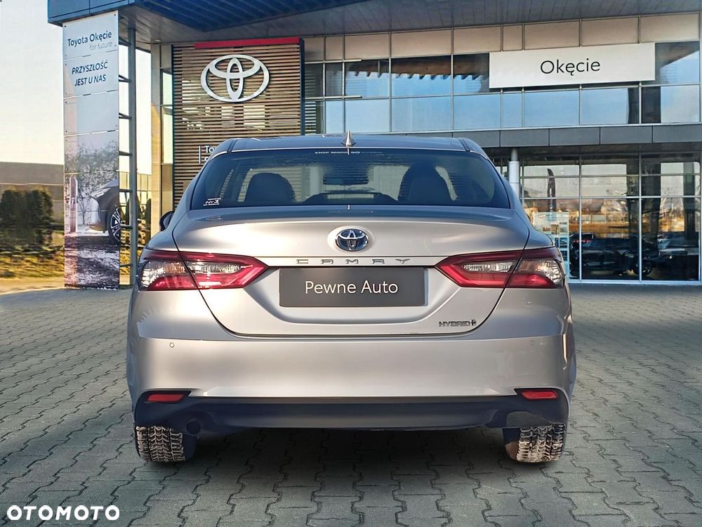 Toyota Camry 2.5 Hybrid Comfort CVT - 4