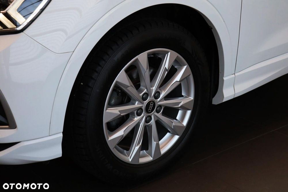 Audi Q3 - 4