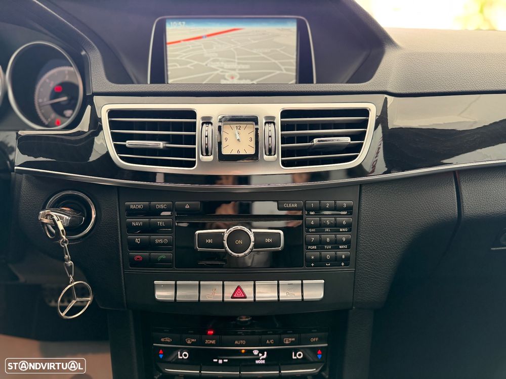 Mercedes-Benz E 300 Bluetec Hybrid Avantgarde - 25