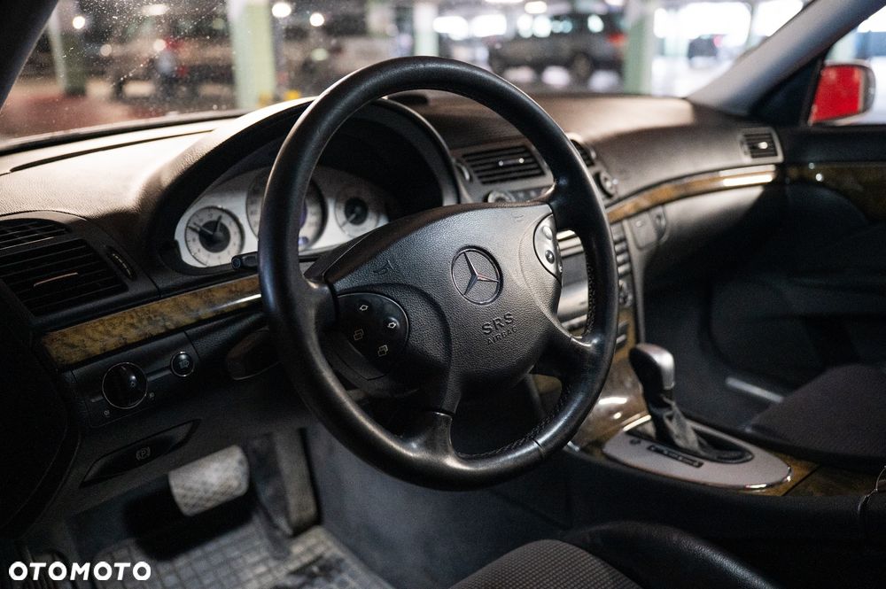 Mercedes-Benz Klasa E 320 CDI T Avantgarde - 7