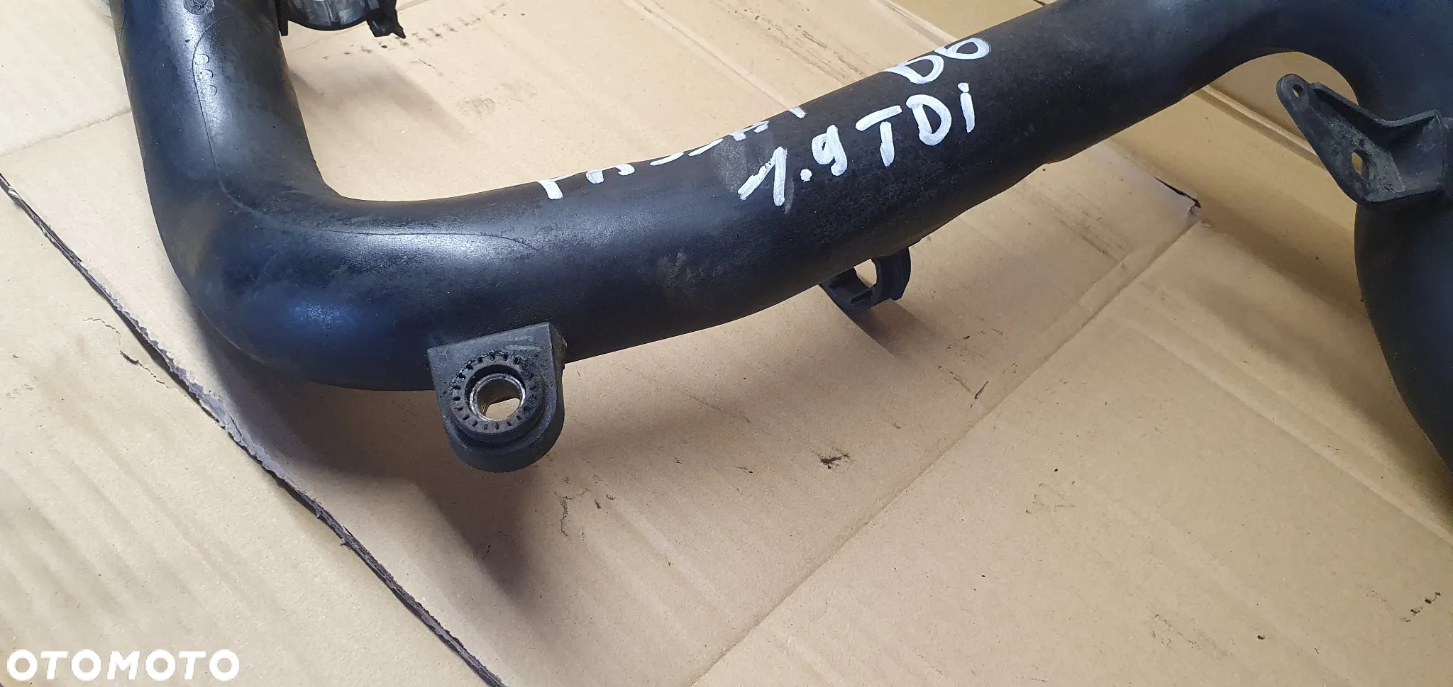 Przewód wąż rura intercoolera VW Passat B6 3C0 1.9 TDI 1K0145762AT 1K0145770B - 4