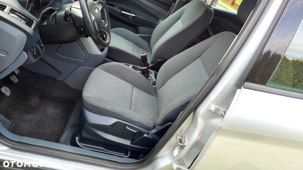 Ford C-MAX 1.6 Ti-VCT Champions Edition - 13