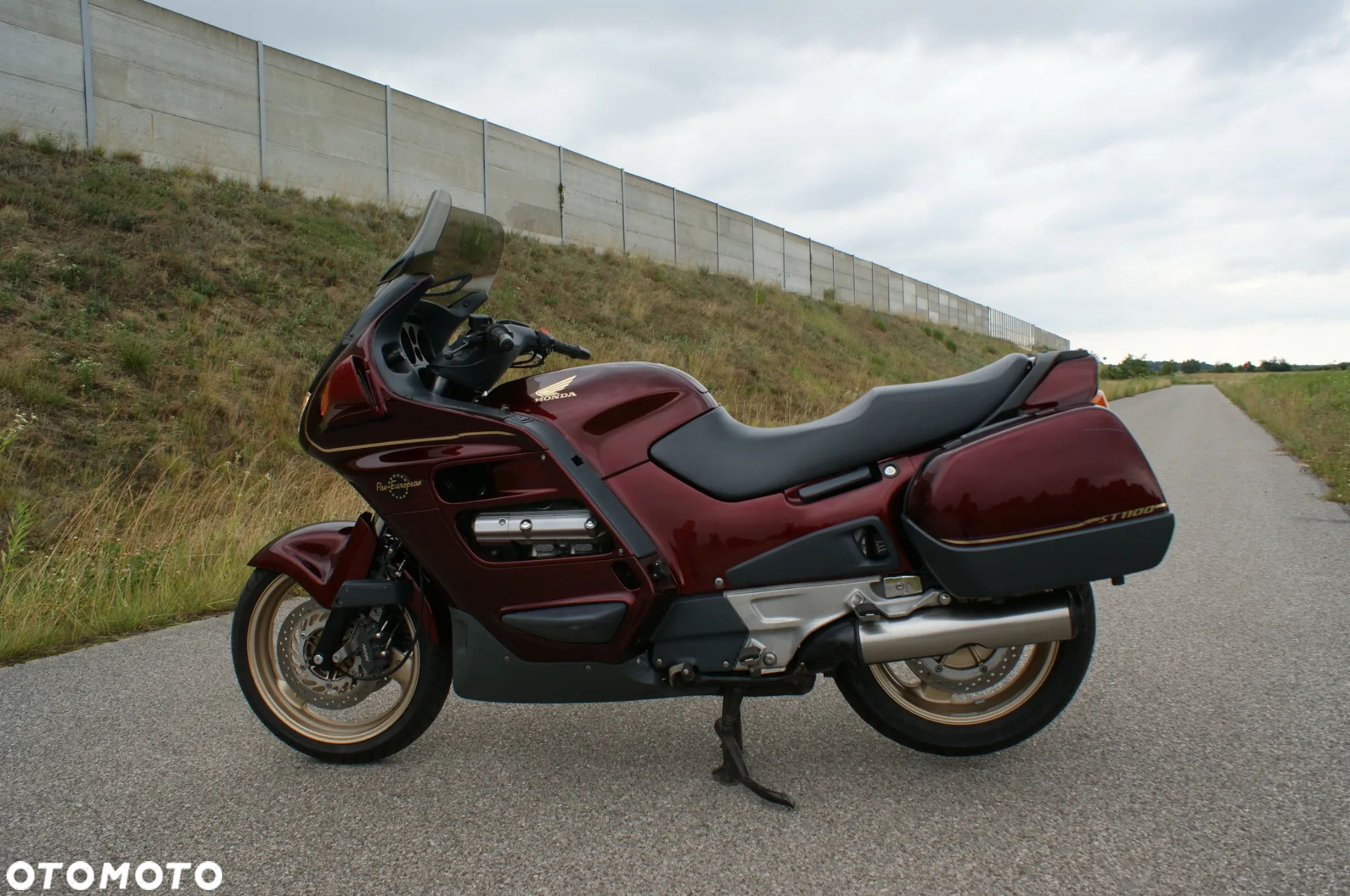 Honda ST - 11