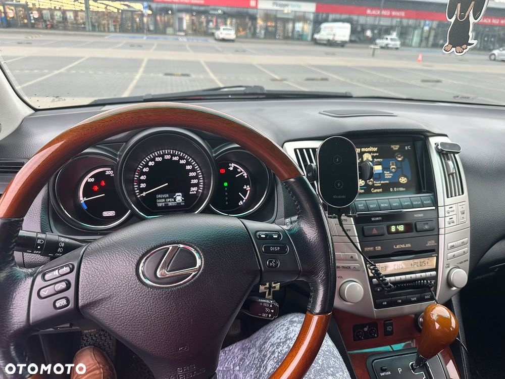 Lexus RX - 15