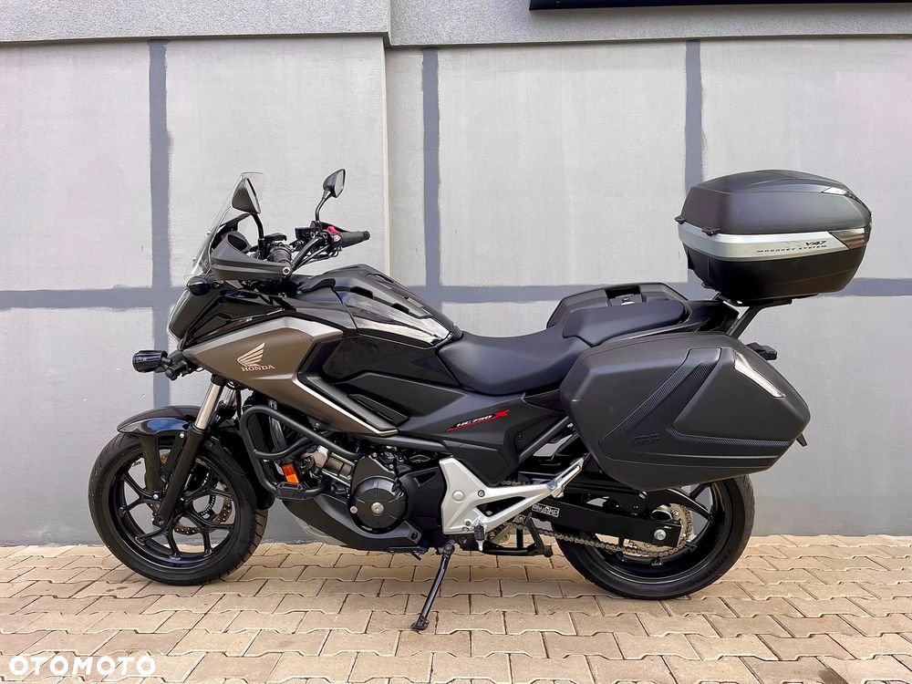 Honda NC - 6