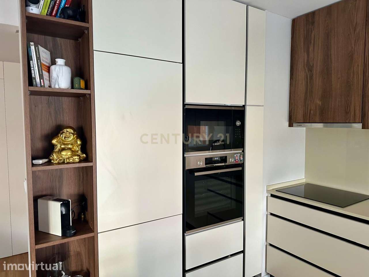 T3 Renovado com garagem e arrecadação em Alfragide - Grande imagem: 3/20