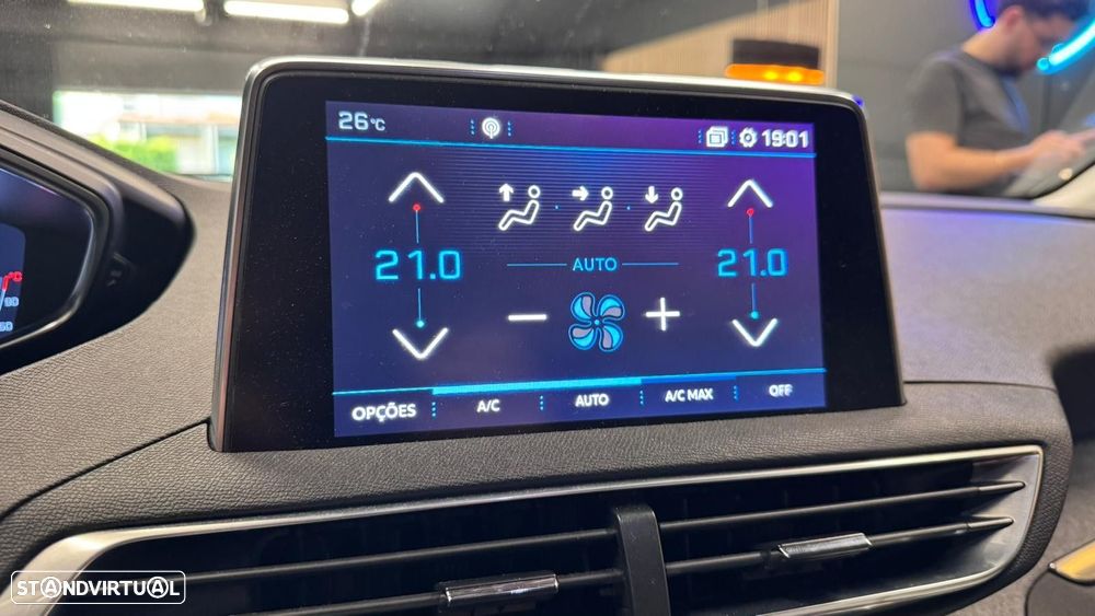 Peugeot 5008 1.2 PureTech Allure Pack EAT8 - 11