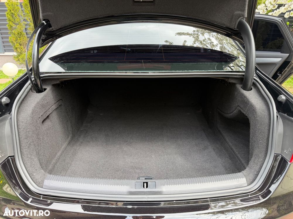 Audi A4 2.0 TDI B8 Multitronic - 14