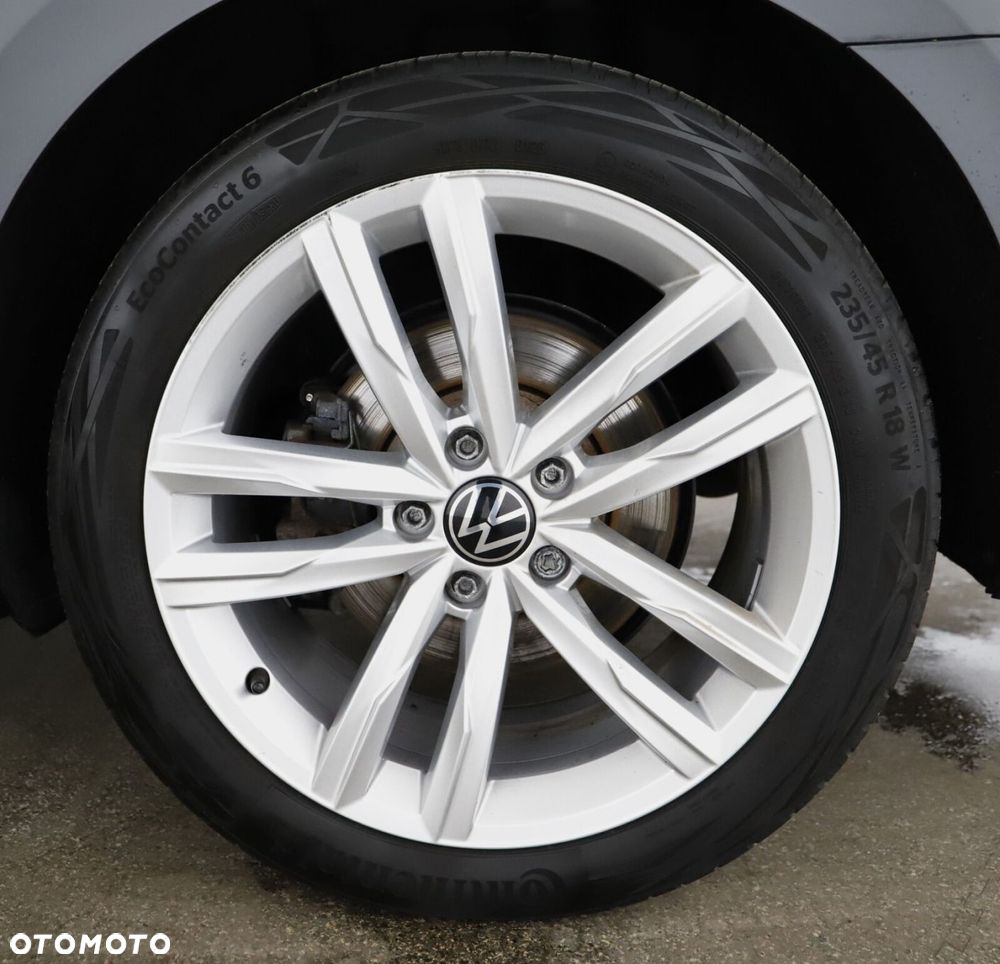 Volkswagen Passat Variant 2.0 TDI 4Mot Elegance DSG - 27