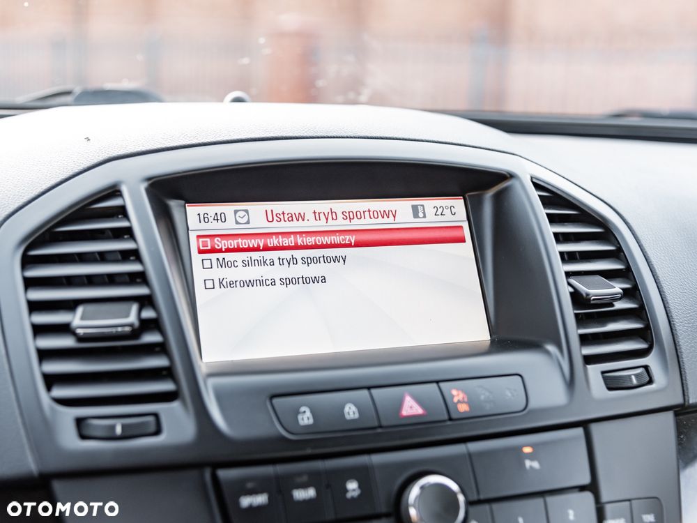 Opel Insignia - 32