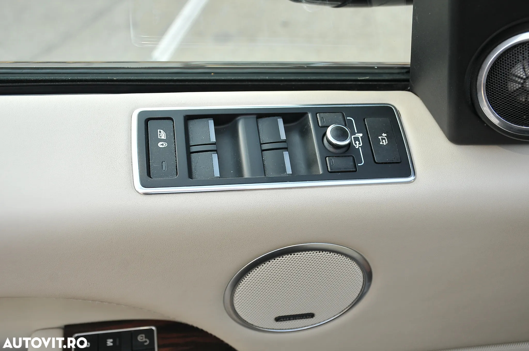 Land Rover Range Rover LWB 5.0 I S/C Autobiography - 39