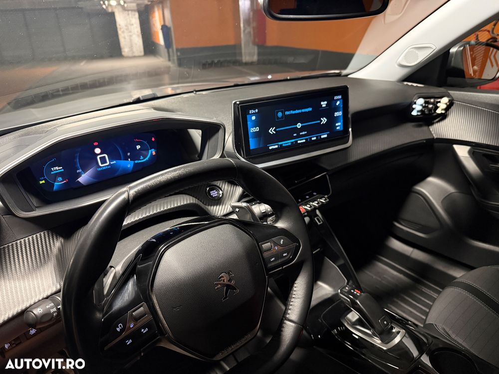 Peugeot 2008 - 5