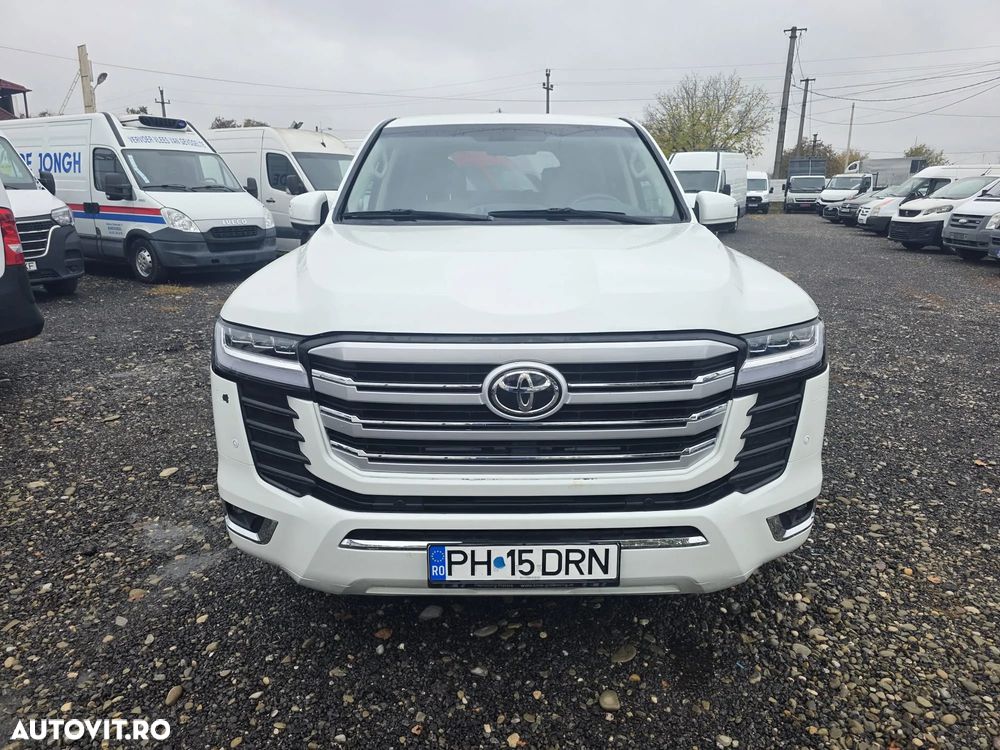 Toyota LAND CRUISER 4,4D FACELIFT 2026 - 2