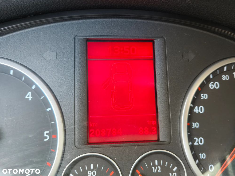 Volkswagen Tiguan - 9