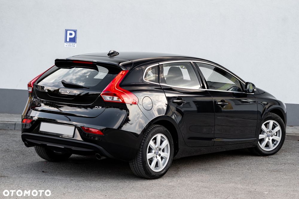 Volvo V40 D3 Geartronic Summum - 13