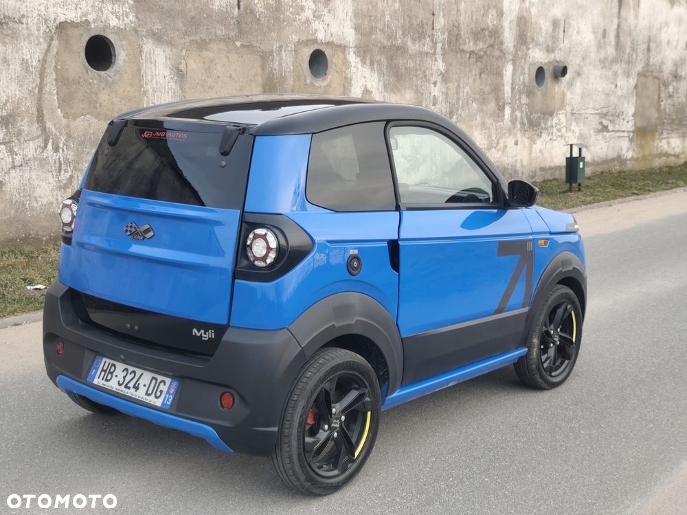 Ligier JS60 - 17
