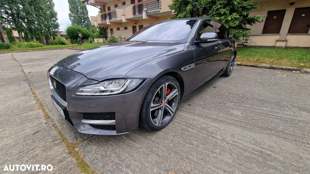 Jaguar XF - 30