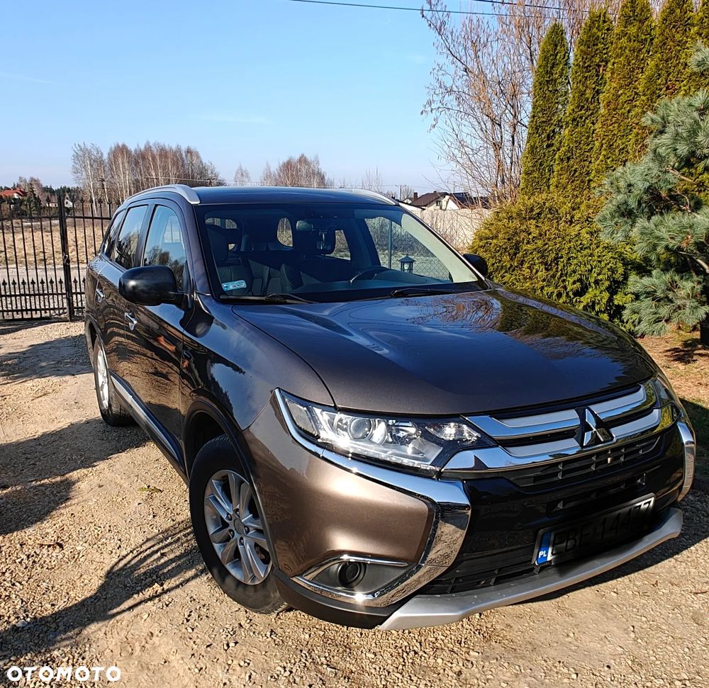 Mitsubishi Outlander - 1