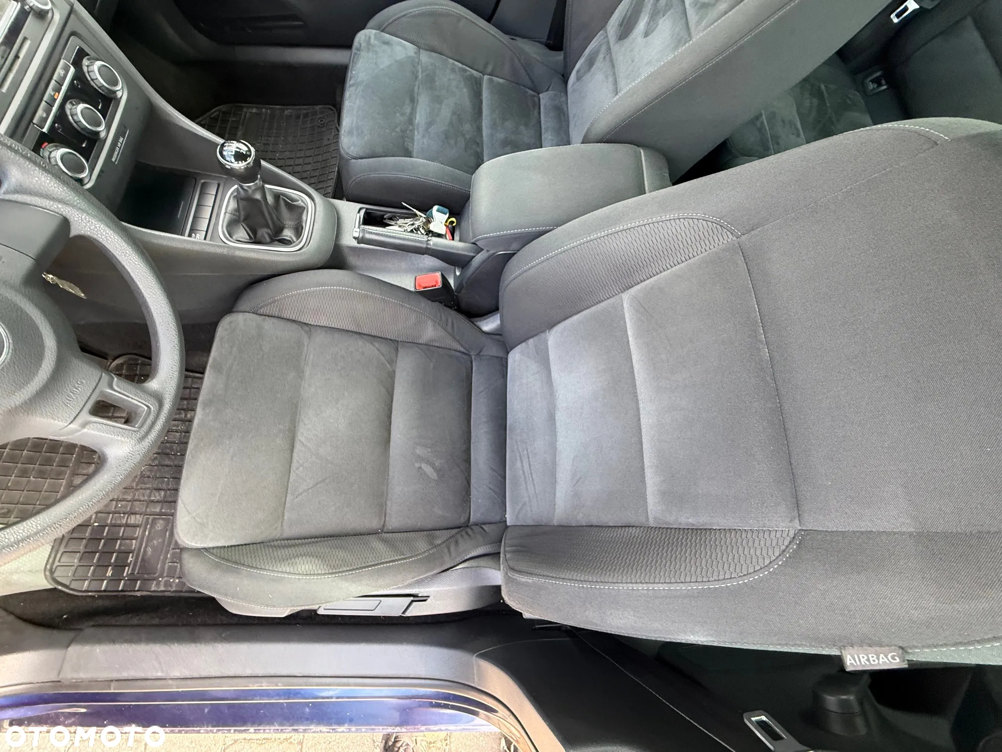 Volkswagen Golf VI 1.6 TDI Trendline - 11
