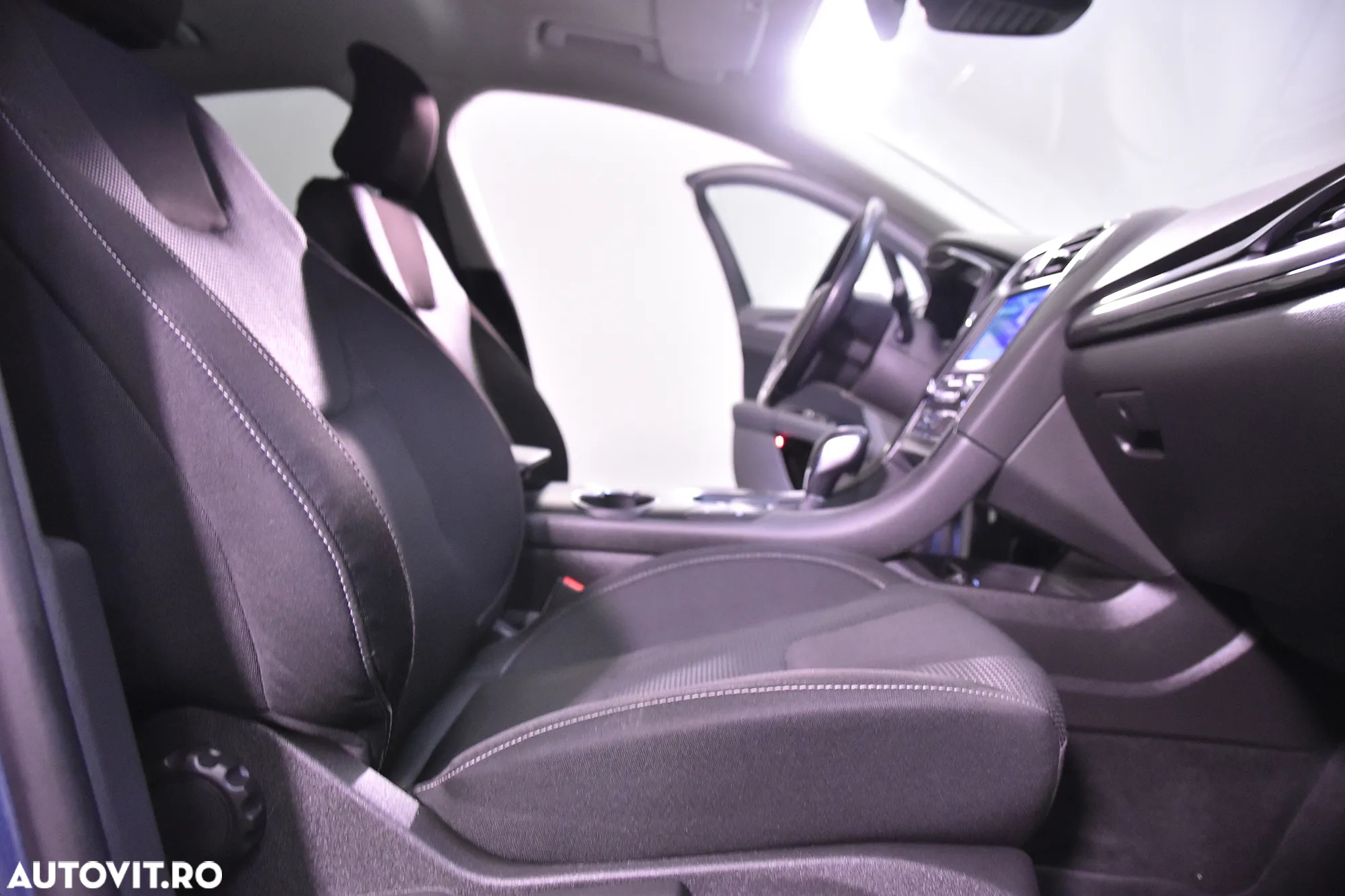 Ford Mondeo - 11