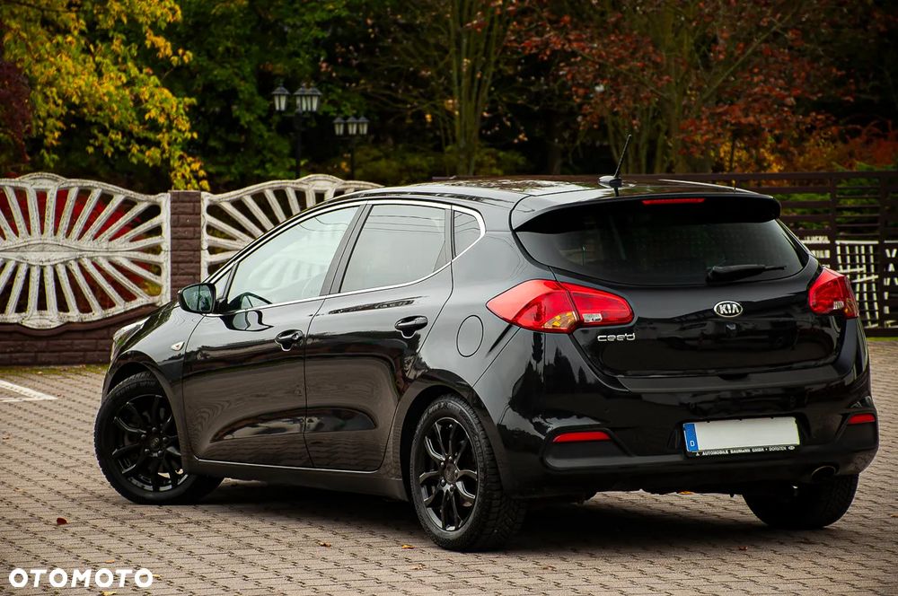 Kia Ceed 1.4 CVVT ISG Dream Team Edition - 9