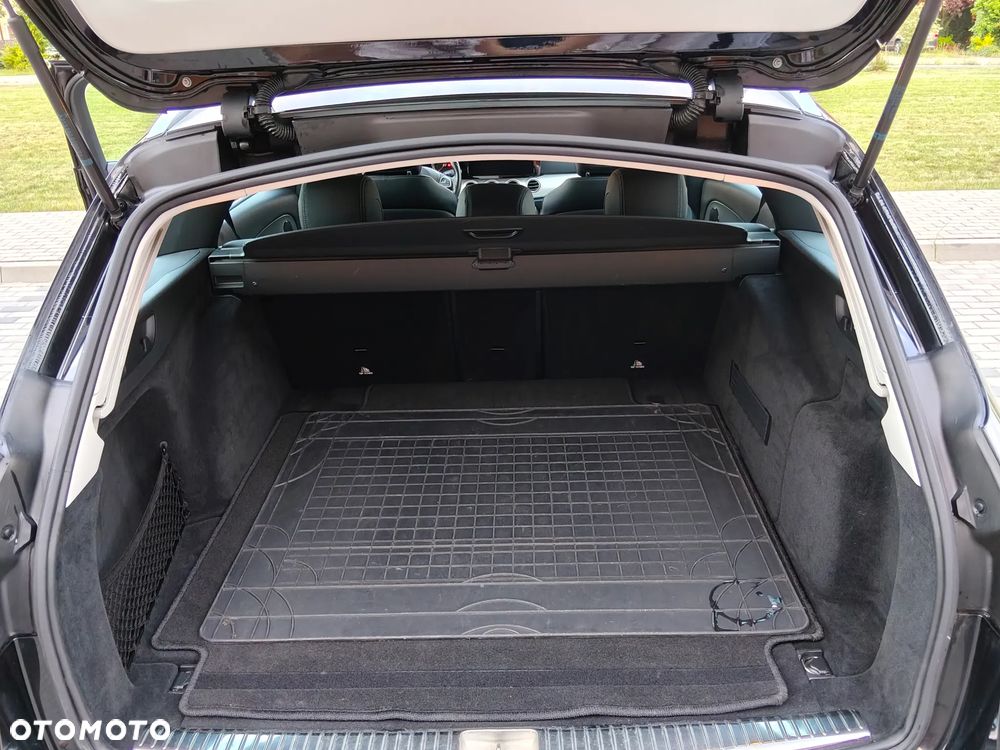 Mercedes-Benz Klasa E 200 9G-TRONIC Avantgarde - 28