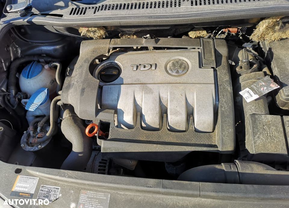 Alternator Volkswagen Touran 2.0TDI cod motor BMM - 1