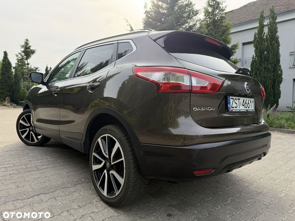 Nissan Qashqai 1.6 DIG-T Tekna - 4
