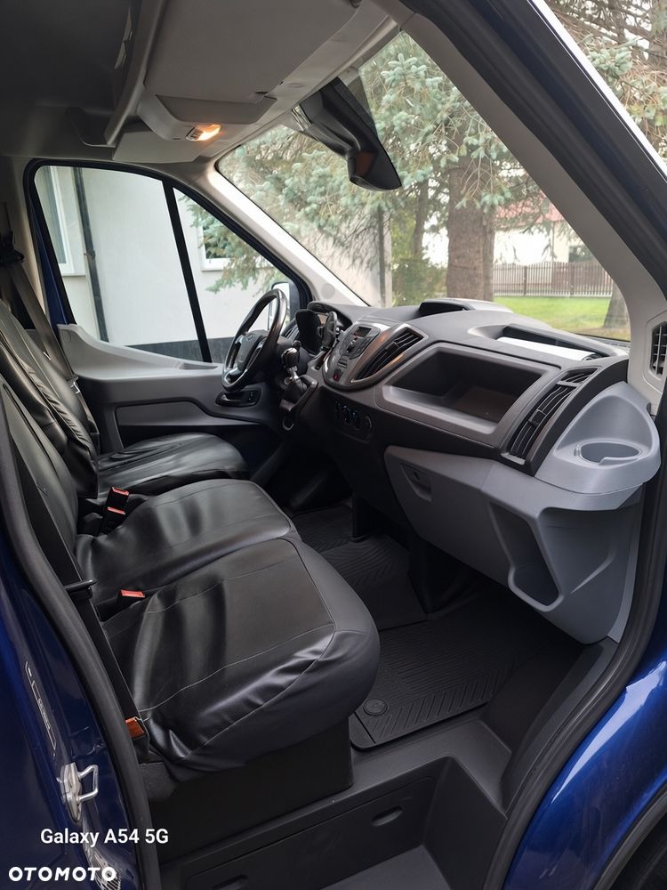 Ford Transit - 9