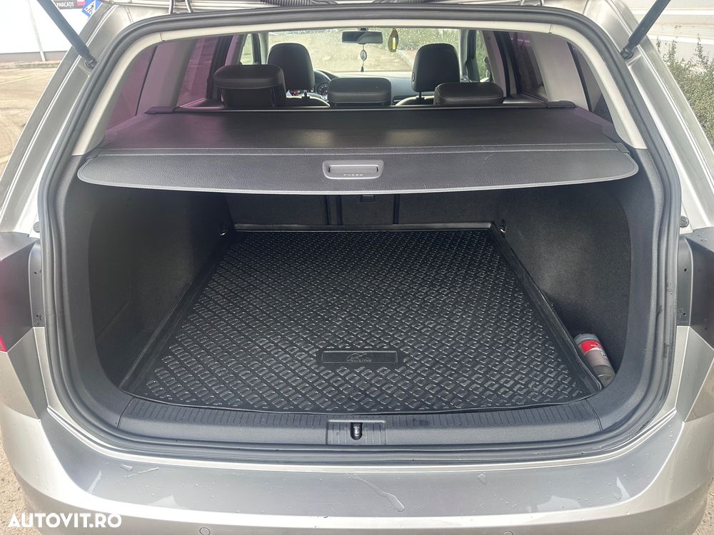 Volkswagen Golf 2.0 TDI DSG BMT Comfortline - 8