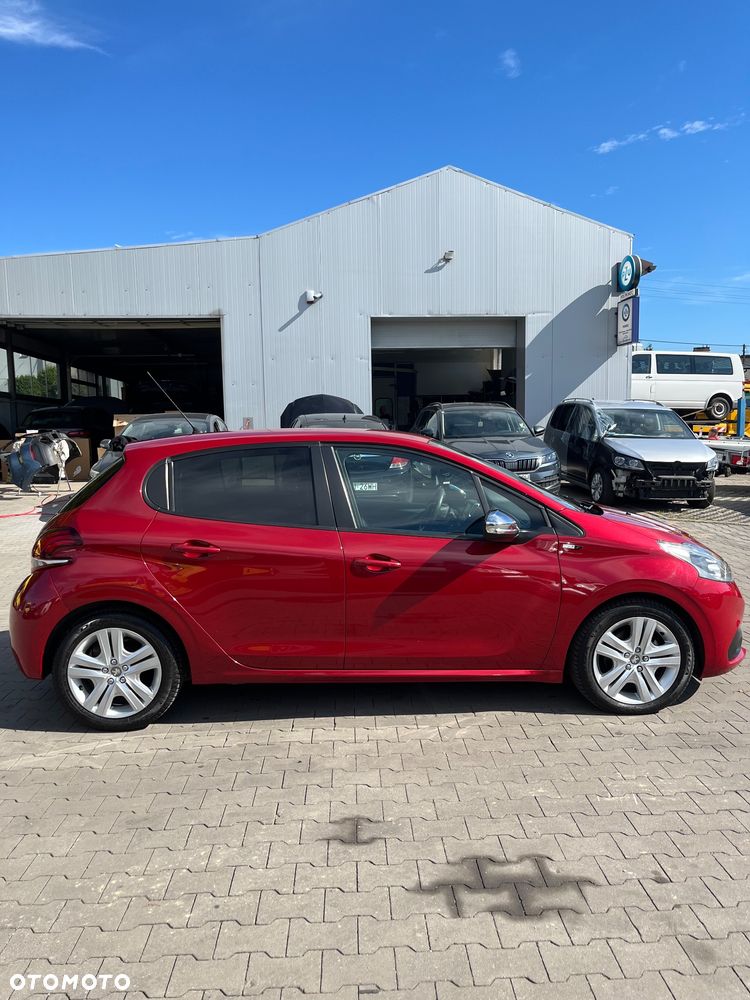 Peugeot 208 1.2 PureTech Allure - 4