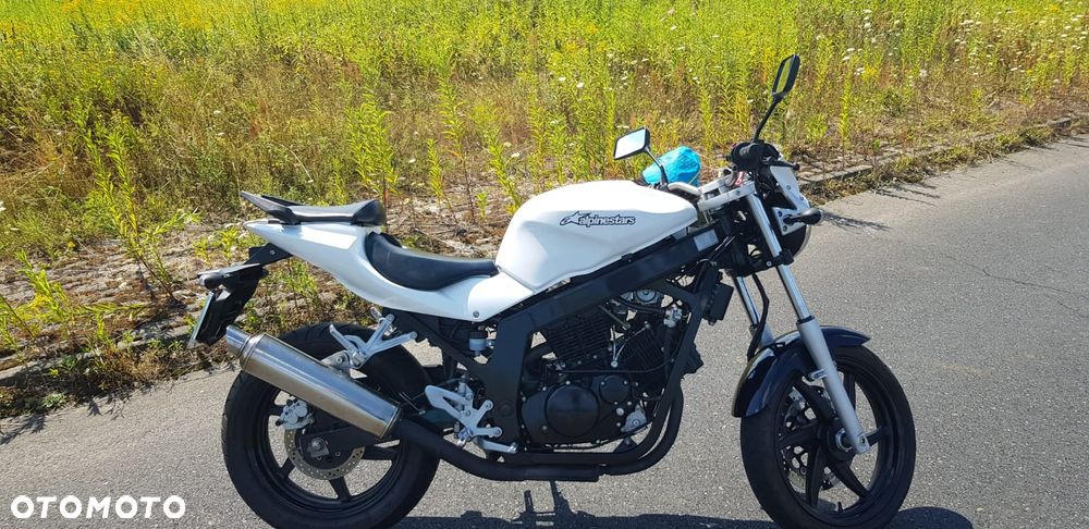 Hyosung GT Comet - 21