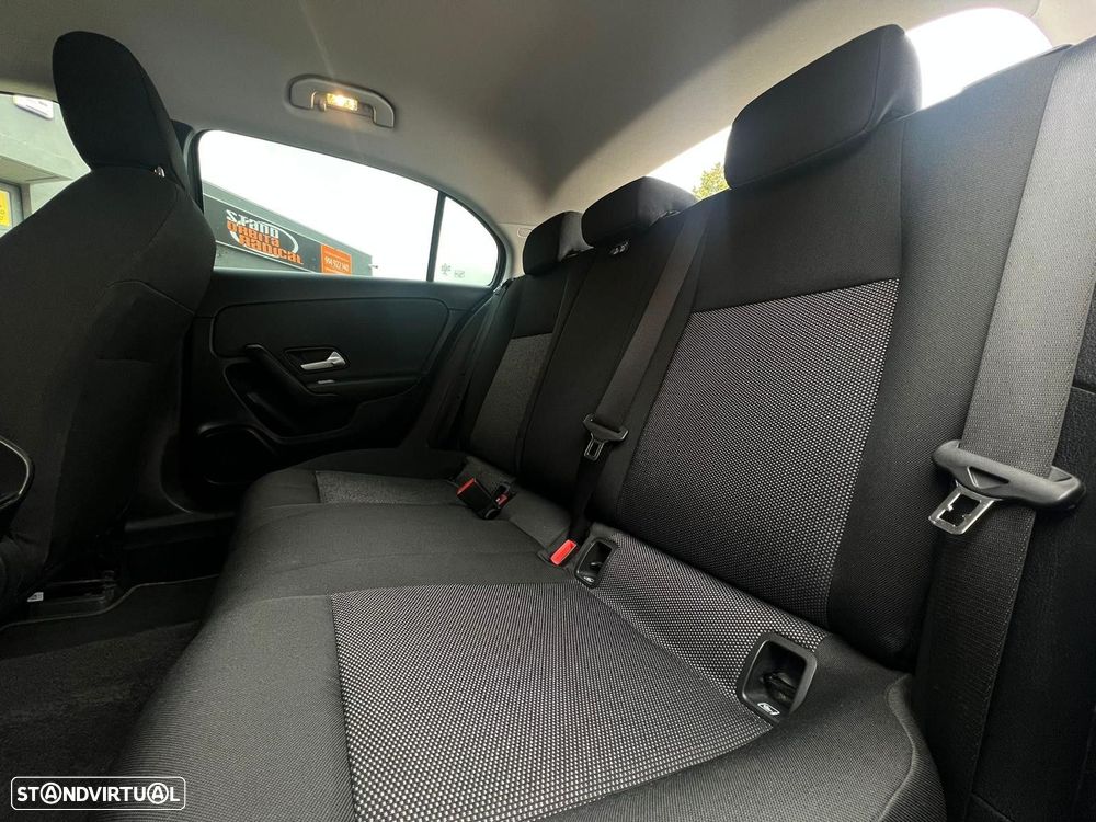 Mercedes-Benz A 180 d - 53