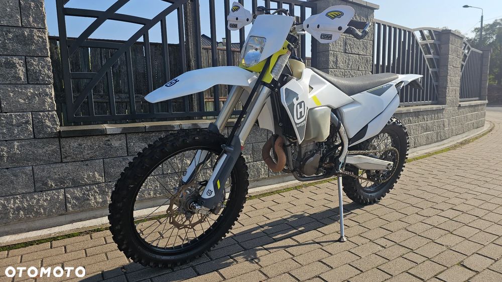 Husqvarna FE - 3