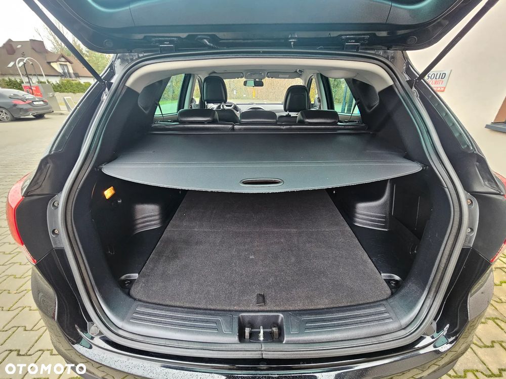 Hyundai ix35 1.7 CRDi 2WD blue Finale Gold - 23